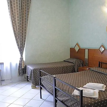 Farini Hotel