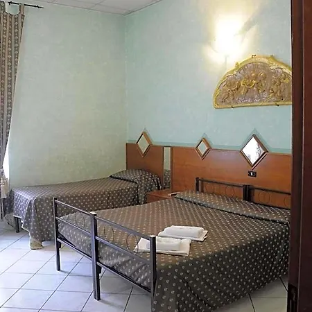 Farini Hotel