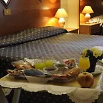 法瑞尼酒店 2*