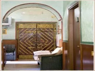 Hotel Farini Rome